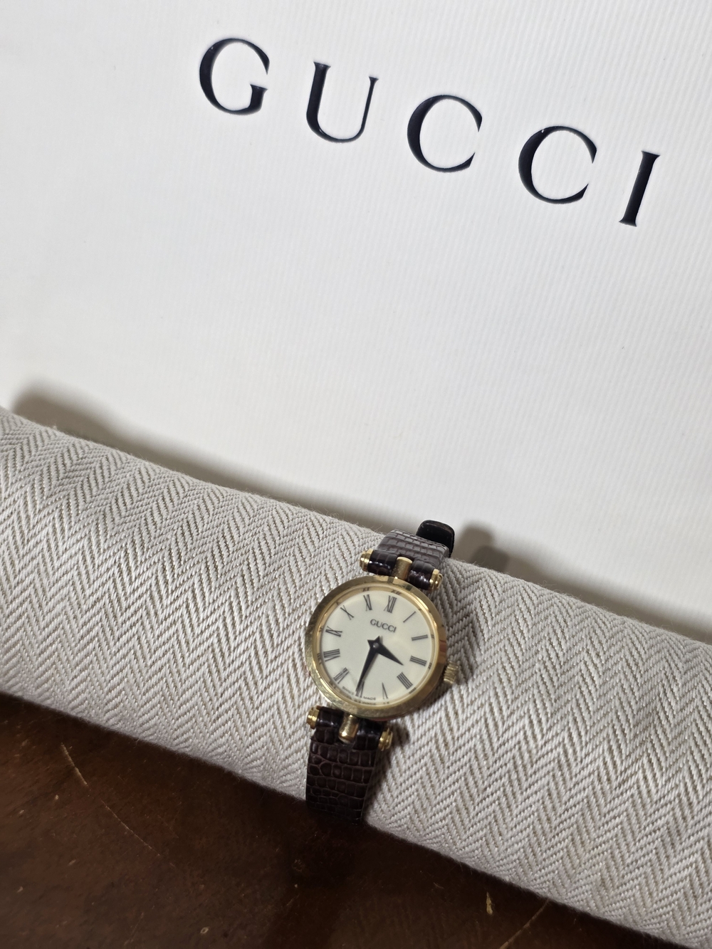 Vintage Gucci 2000L Sherry Line Swiss Quartz Watch Gold Plated Cream Dial